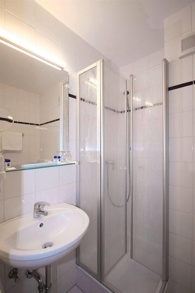 פרנקפורט Falk Hotel מראה חיצוני תמונה