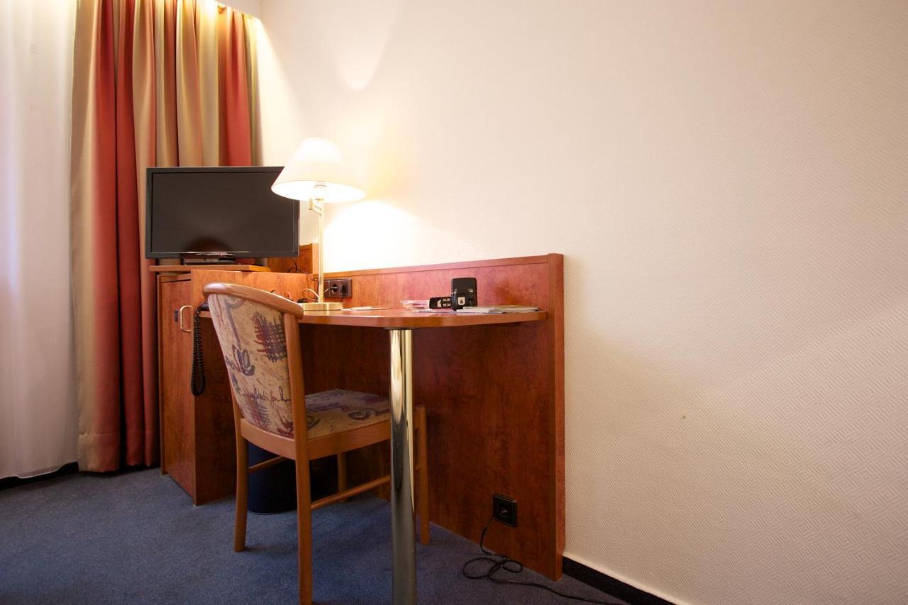 פרנקפורט Falk Hotel מראה חיצוני תמונה